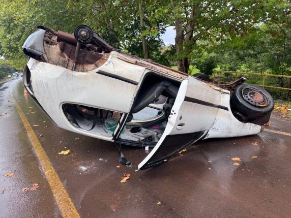 Os feridos foram socorridos pelo Samu e o Corpo de Bombeiros