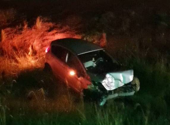 Envolveram-se no acidente um GM/Corsa e um Ford/Fiesta.