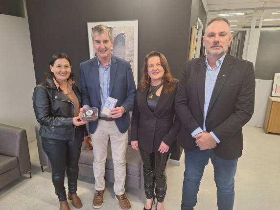 O prazo para apresentação da habilitação técnica é 3 de junho de 2025.