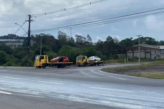 Ocorrência envolveu dois veículos, próximo ao acesso à Linha Julieta