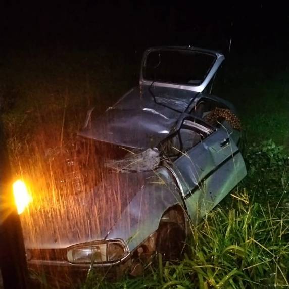 Motorista ficou gravemente ferido e foi levado ao hospital em Passo Fundo