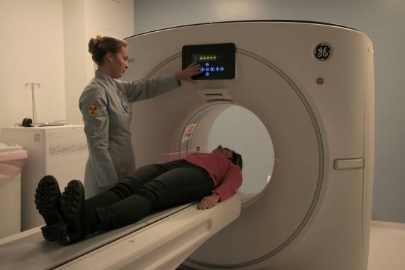 De última geração, o novo tomógrafo foi doado pela Sicredi União RS/ES no início deste ano.