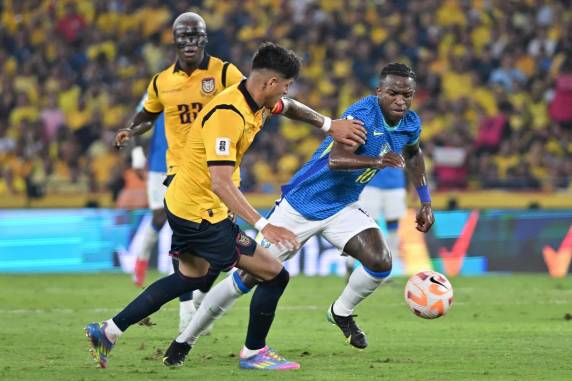 Seleção teve dificuldades e não conseguiu sair do 0 a 0. Próximo jogo da equipe brasileira será contra o Paraguai, na terça-feira, em São Paulo