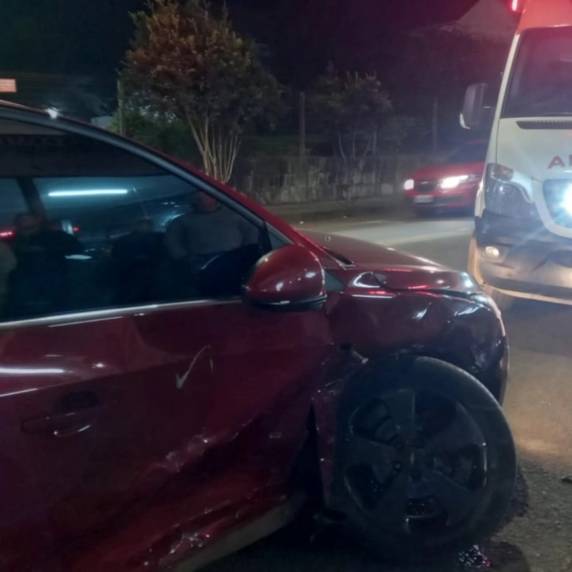 O acidente ocorreu no início da noite desta sexta-feira
