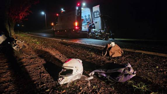 O condutor teve ferimentos na cabeça e estava inconsciente, sendo socorrido pelo Samu e encaminhado ao Hospital de Caridade de Três Passos. 