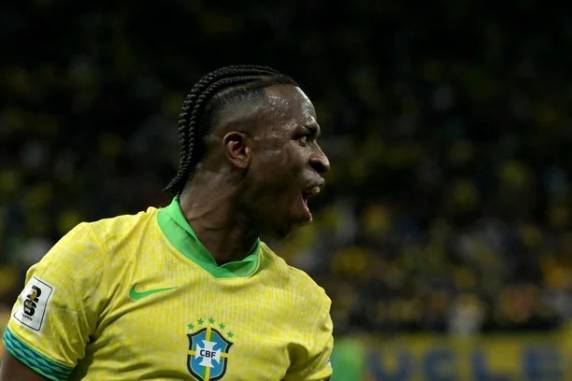 Brasil bate Paraguai, vence a primeira com Ancelotti e garante vaga na Copa do Mundo