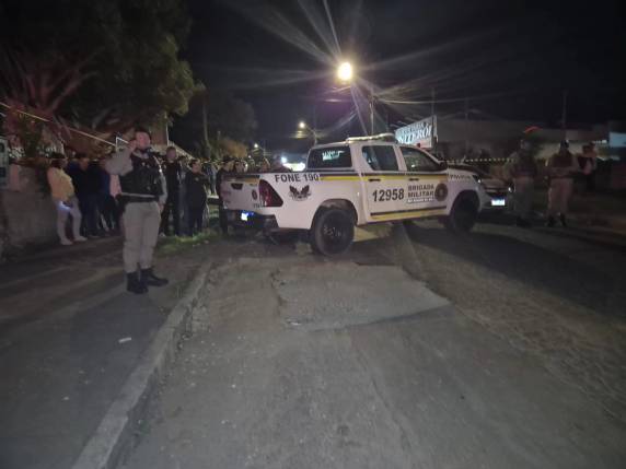 A ocorrência foi registrada na Rua Niterói no final da tarde desta sexta-feira