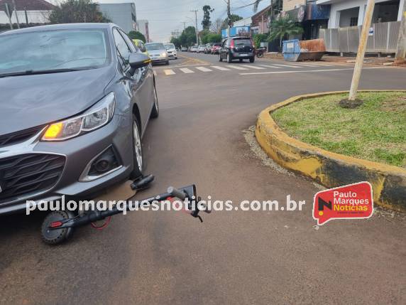 A colisão ocorreu na rótula situada no cruzamento entre as ruas Horizontina e Mato Grosso, próximo à Cremerei.