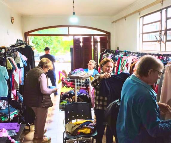 A atividade é uma das formas de arrecadação de recursos que ajudam a manter os atendimentos gratuitos oferecidos pela instituição a pessoas em tratamento oncológico.