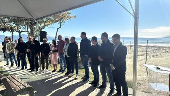 Itapema inicia reurbanização da orla receber o Pier Oporto com Hard Rock Café sobre a água, investimento de R$ 2,3 milhões.