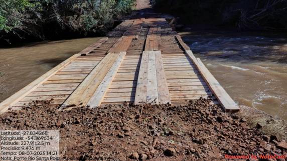 A estrutura foi interditada temporariamente devido a danos causados pelas fortes chuvas