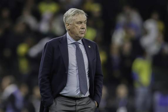 Treinador da Seleção não pagou impostos sobre rendimentos de direitos de imagem recebidos em 2014