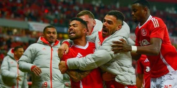 Colorado voltou a campo após um mês e conseguiu os três pontos no Beira-Rio