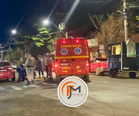 O condutor do carro evadiu-se do local sem prestar socorro.