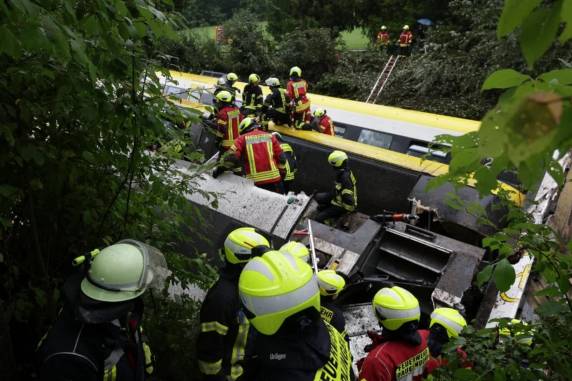 Possível causa seria um deslizamento de terra, devido às fortes chuvas que afetaram a região, segundo a imprensa local
