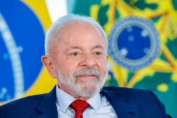 Presidente dos EUA, Donald Trump, falou nesta sexta-feira que Luiz Inácio Lula da Silva pode falar com ele 