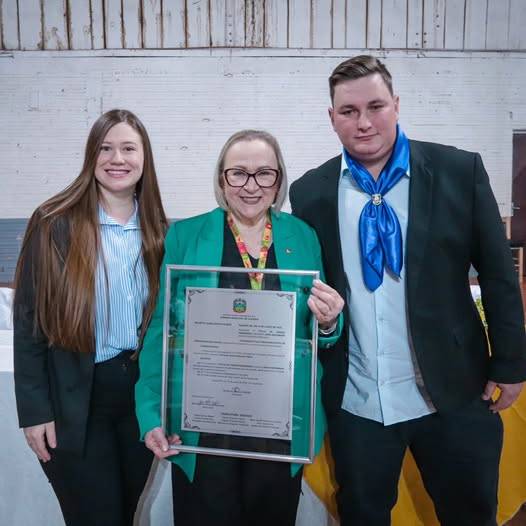 A homenagem foi proposta pelo vereador Getúlio Filipin, do município de Alegria.