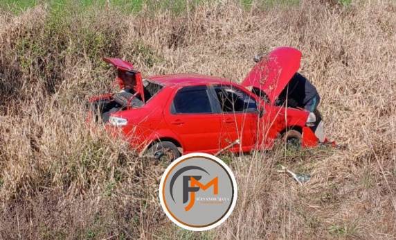 O acidente ocorreu próximo ao trevo de acesso a cidade