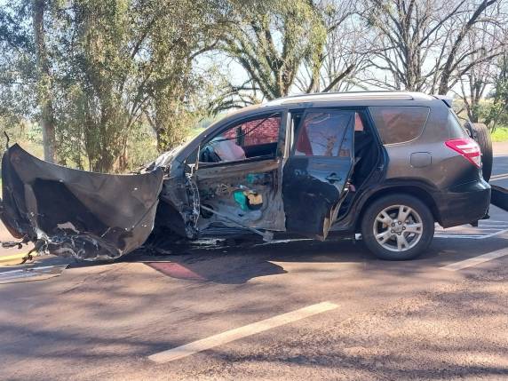 Ninguém se feriu, sendo registrados apenas danos materiais.