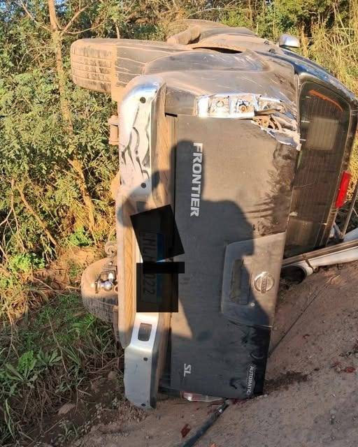 As circunstâncias do acidente e o paradeiro dos ocupantes do automóvel ainda serão apurados.