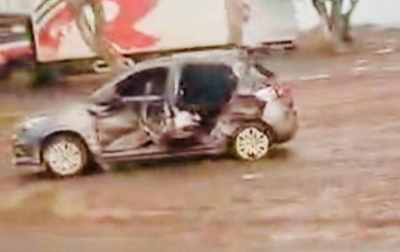 O acidente ocorreu nas proximidades do Posto Coopatrigo e do entroncamento com a ERS-168, saída para Santo Antônio das Missões.