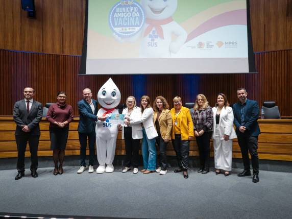 A Secretária estadual da Saúde, Arita Bergmann, também destacou, durante o evento, a importância da vacinação e o exemplo de municípios como Boa Vista do Buricá na promoção de boas práticas em saúde pública.