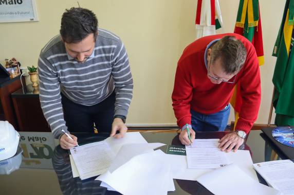 As duas obras reforçam o compromisso do Governo Municipal em investir em áreas estratégicas que impactam diretamente na vida das pessoas