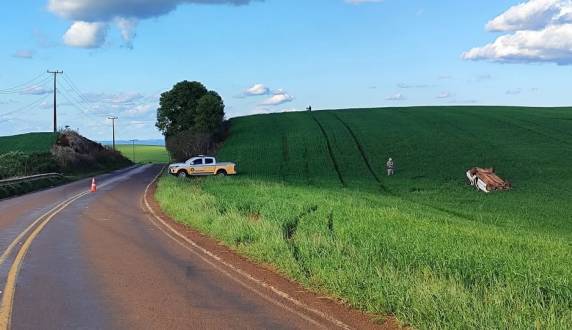 Motorista perde o controle do veículo, capota e morre após ser socorrido ao hospital