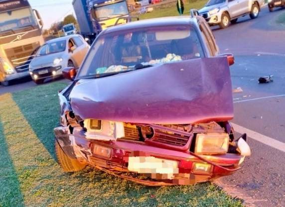 Acidente envolveu dois veículos na BR-285, no entroncamento com a ERS-168