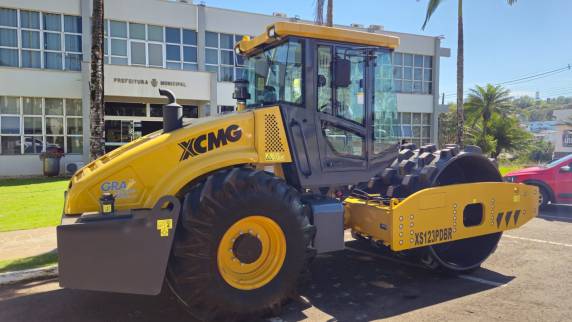 Aquisição reforça a frota municipal e vai qualificar os serviços de infraestrutura e agricultura em Boa Vista do Buricá