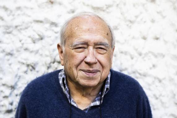 Escritor e cartunista criou personagens inesquecíveis como o Analista de Bagé, a Velhinha de Taubaté e a Família Brasil