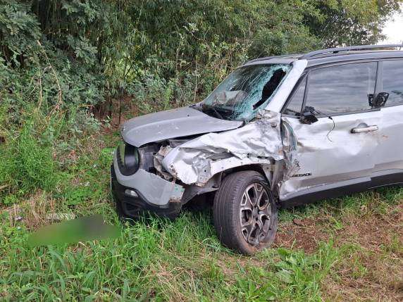 Colisão envolveu dois veículos de Panambi e moto de Santo Ângelo