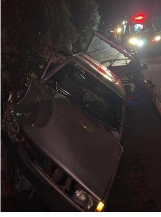Acidente ocorreu na noite desta sexta-feira e vítimas foram encaminhadas ao Hospital São José, em Antônio Prado