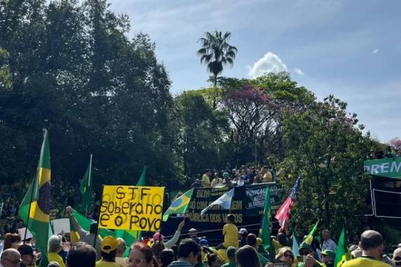 Manifestações ocorreram também em outras cidades brasileiras e são realizadas em alusão ao Dia da Independência