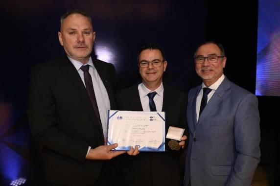 Cerimônia celebrou os 60 anos da regulamentação da profissão no Brasil e destacou personalidades de Três de Maio e Horizontina