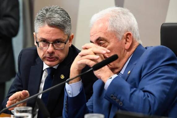 Proposta está na pauta desta quarta da Comissão de Constituição e Justiça. Relator apresentou parecer contrário ao texto