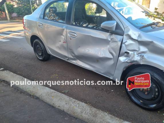 Colisão ocorreu na manhã desta quinta-feira, na esquina da Avenida Avaí com a Rua Felipe Henn
