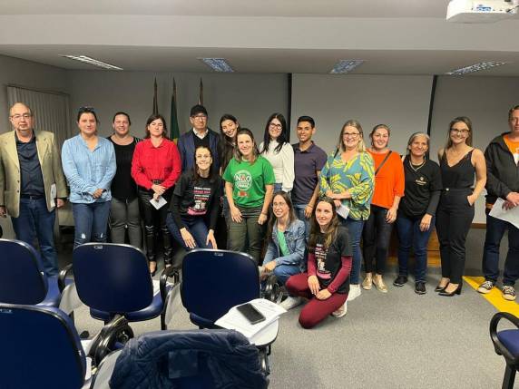 Encontro reúne promotores de Justiça e representantes de ONGs da região para discutir abandono, maus-tratos e a criação de políticas públicas voltadas à proteção animal.