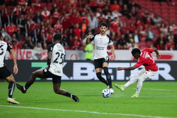 Colorado levou gol aos 10 minutos e descontou com Carbonero