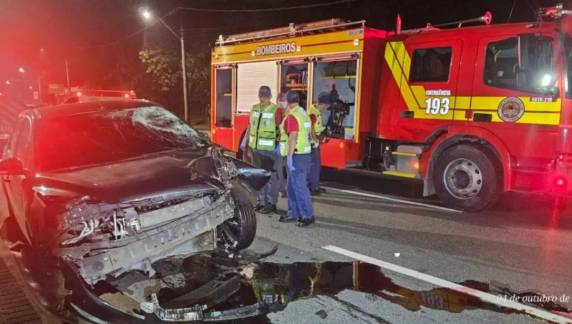Motociclistas morreram em momentos distintos do dia na mesma via; causas estão sob investigação