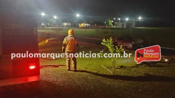 Quatro pessoas morreram e uma ficou gravemente ferida após veículo sair da pista e pegar fogo na RS-342