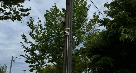 Equipamentos foram instalados nas praças dos bairros Oriental e Sol Nascente para coibir vandalismo e garantir maior tranquilidade aos frequentadores.