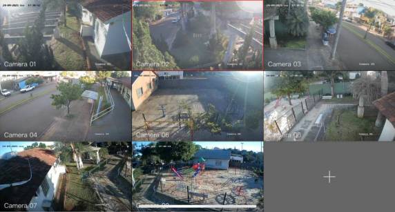 Equipamentos foram instalados nas praças dos bairros Oriental e Sol Nascente para coibir vandalismo e garantir maior tranquilidade aos frequentadores.