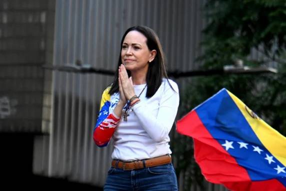 Ativista política teve mandato de deputada cassado e candidatura à presidência barrada pelo regime de Maduro
