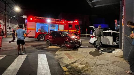 Uma mulher, de 39 anos, precisou passar por uma cirurgia de emergência no Hospital Bruno Born