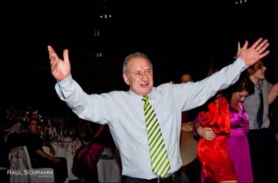 Radialista, ex-jogador e apaixonado pelo Carnaval, Fasolo marcou gerações com suas emocionantes narrações esportivas na Rádio Colonial e seu amor por Três de Maio.