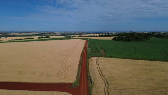 Obras da Certhil em Rocinha fortalecem a infraestrutura elétrica e duplicam a capacidade de fornecimento de energia para Três de Maio, Horizontina e região.