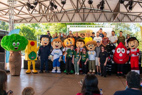 Evento ?Brincando com o Sojinha? reuniu cerca de 7 mil pessoas no Parque de Exposições de Santa Rosa, em um domingo de lazer, integração e atividades para todas as idades.