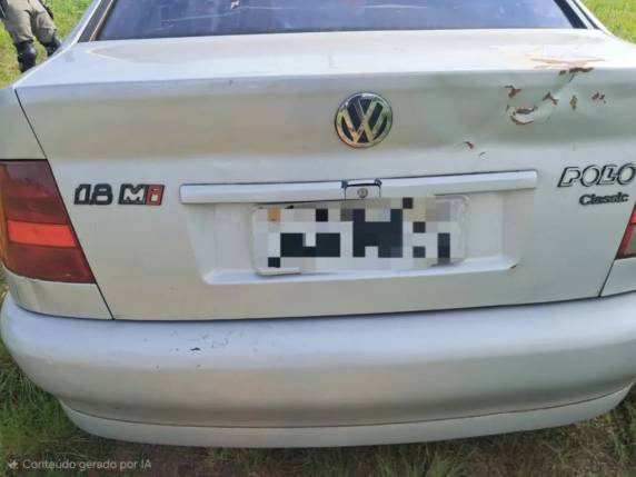 Suspeito tentou despistar a polícia ao registrar falso furto do veículo após atropelar duas estudantes em frente ao Colégio Tiradentes, em Passo Fundo.