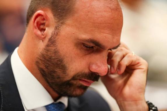 Ministros Alexandre de Moraes, Flavio Dino e Cristiano Zanin votaram para aceitar a denúncia apresentada pela PGR